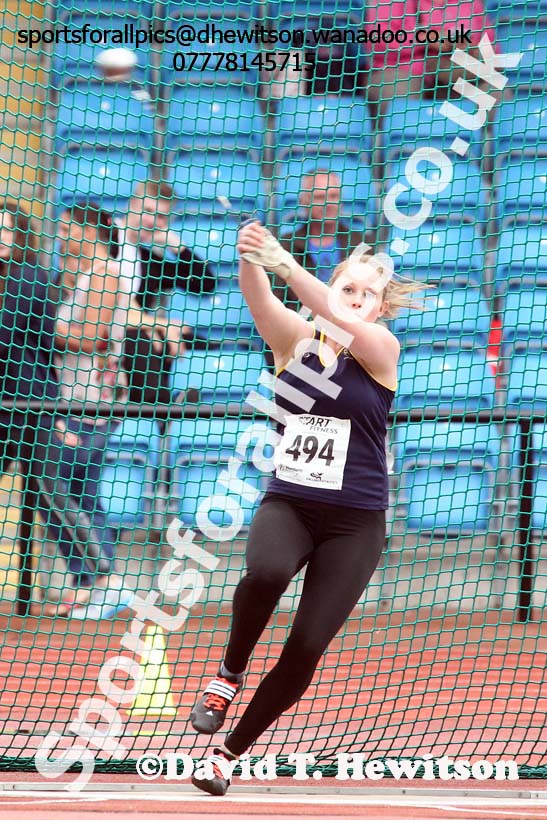 Womens under-20s hammer, Northern Championships, Sport City, Manchester. Photo: David T. Hewitson/Sports for All Pics